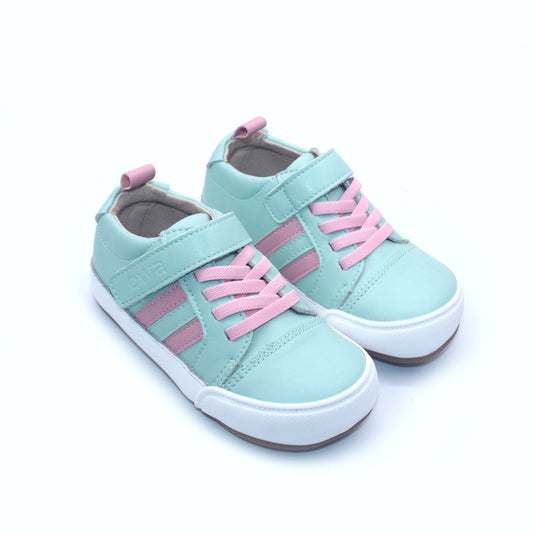 Zapatos barefoot Owa para niños, ergonómicos y respetuosos. Ideales para apoyar la salud y desarrollo de los pies. Peru